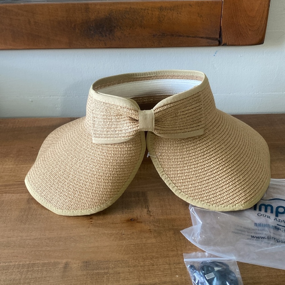 🏝️☀️🌊🏝️Be beach ready! Beautiful Roll up simplicity sun hat